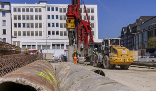 Deutschlandhaus: Fertigstellung des Baugrubenverbaus
